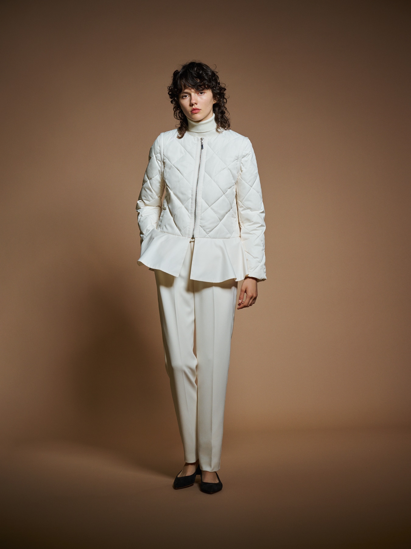 2WAYペプラムダウンジャケット