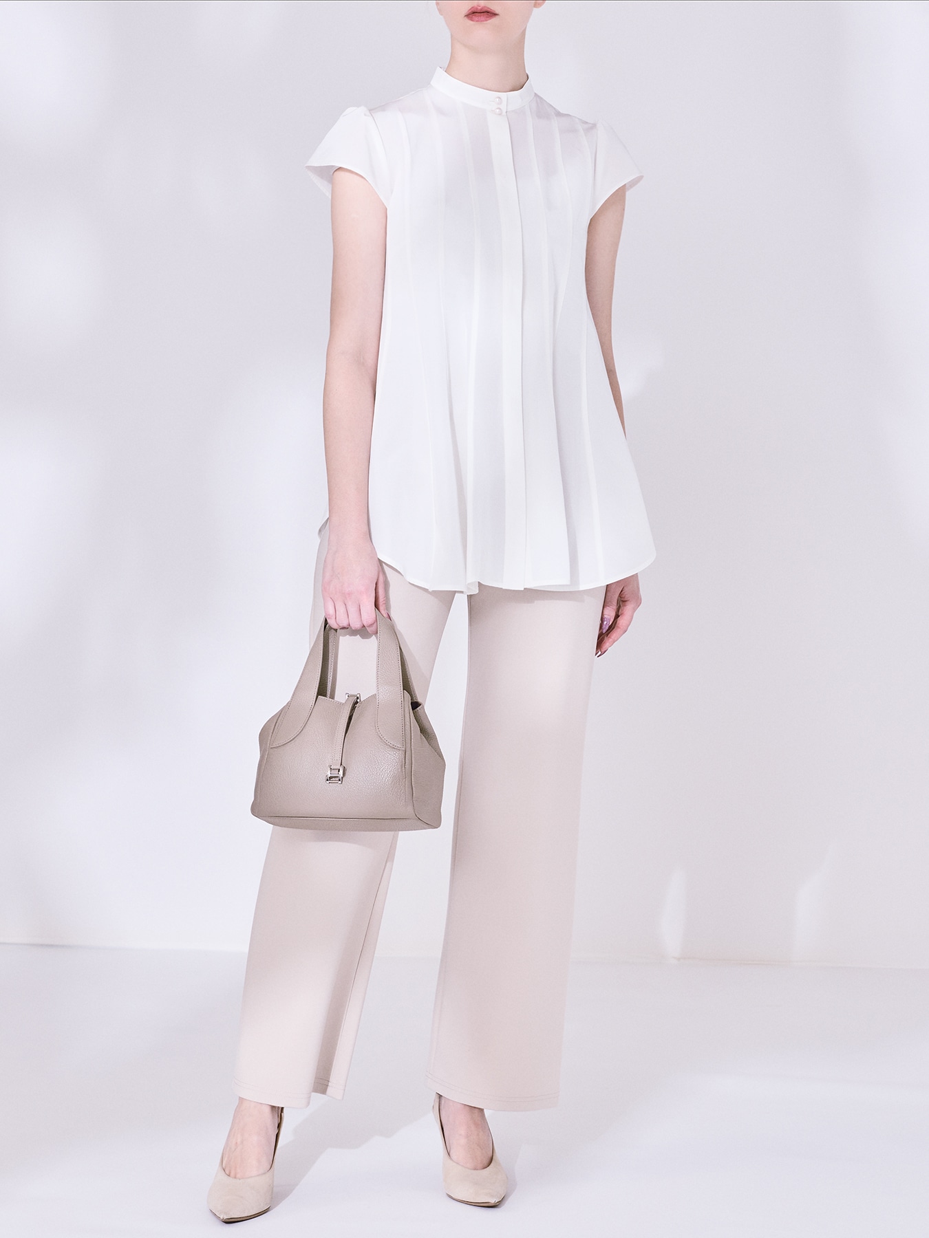 ストレッチポンチストレートレギンスパンツ