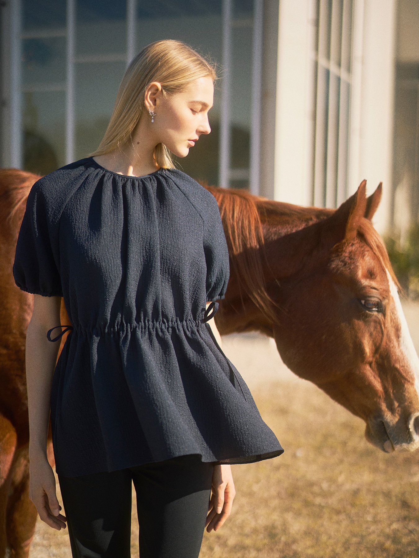 オーガンジージャガードサイドリボンブラウス