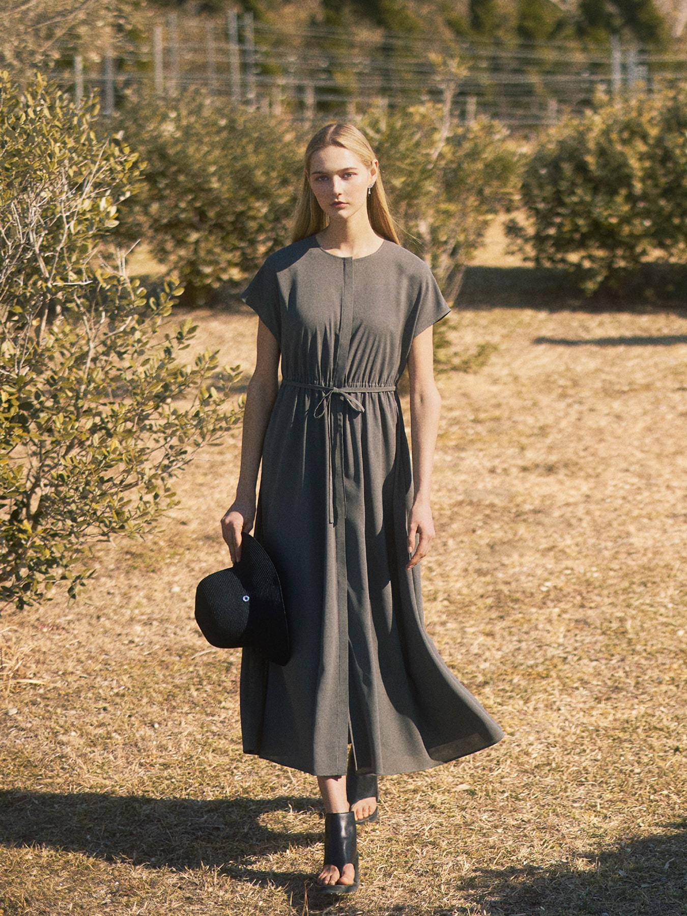 オーガンジーウエストリボンワンピース